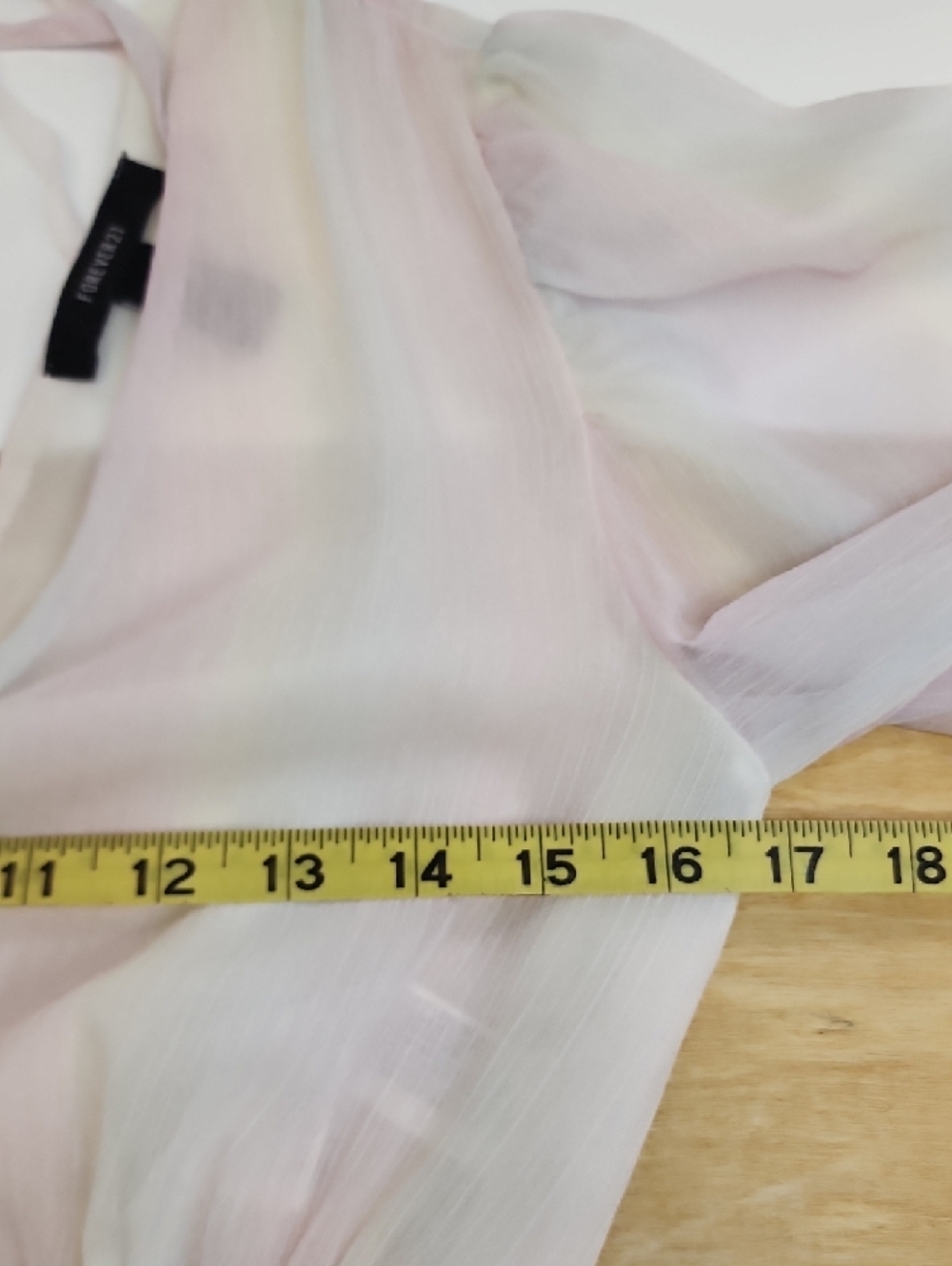 Forever 21 Sheer Pastel Blouse Ruched Waist Puff Sleeve V Neck Size Small - Picture 7 of 10